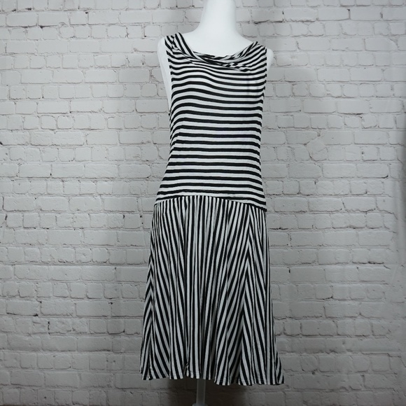 Ella Moss Dresses & Skirts - Ella Moss Black & White Gabi Stripped Mini Dress S